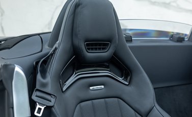 Mercedes-Benz AMG GT R Roadster 22