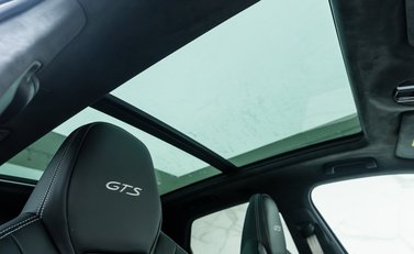 Porsche Cayenne GTS 13