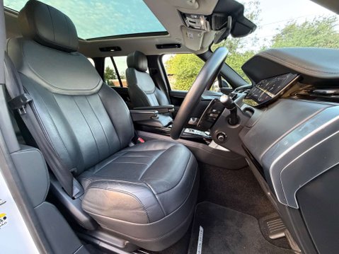 Land Rover Range Rover 3.0 D350 MHEV HSE Auto 4WD Euro 6 28