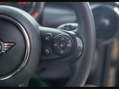 Mini Hatch 1.5 Cooper Classic 5dr 25
