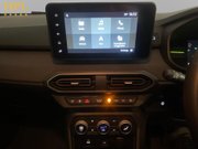 Dacia Jogger 1.6 Hybrid EXTREME MPV 5dr Petrol Hybrid Auto Euro 6 (s/s) (140 ps) Cruise 17