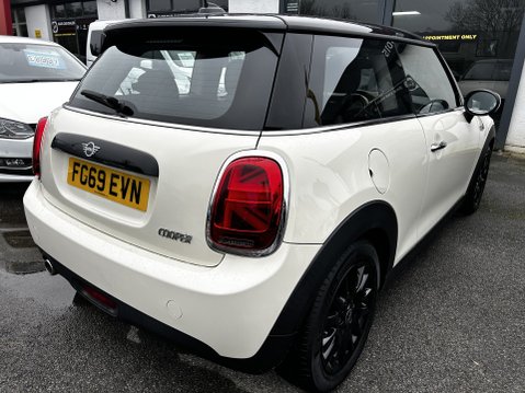 Mini Hatch COOPER CLASSIC 3