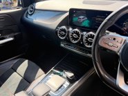 Mercedes-Benz B Class B 220 4MATIC AMG LINE PREMIUM 27
