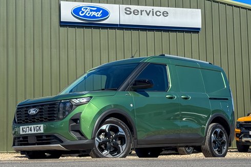 Ford Transit Courier SWB L1H1 Low Roof Active Ecoblue Air Con Alloys Nav Sensors EURO 6