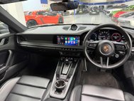 Porsche 911 3.0T 992 Carrera 4S Coupe 2dr Petrol PDK 4WD Euro 6 (s/s) (450 ps) 38