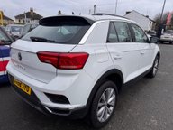 Volkswagen T-Roc SE TSI 9