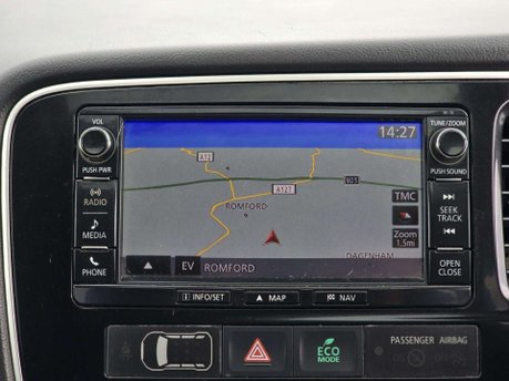 Mitsubishi Outlander 2.0h 12kWh GX4h SUV 5dr Petrol Plug-in Hybrid CVT 4WD Euro 6 (s/s) (200 ps) 28