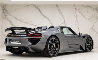 Porsche 918 Spyder 8