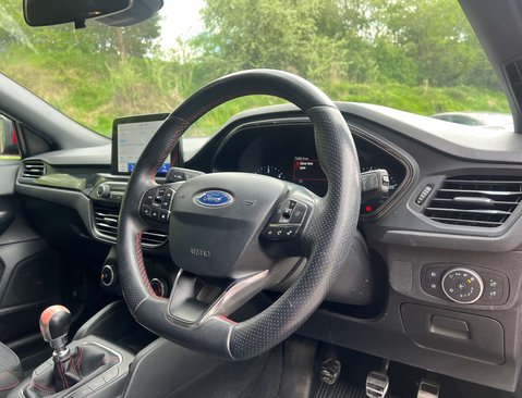 Ford Focus 1.5 Focus ST-Line TDCi 5dr 11