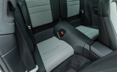 Porsche 911 SPORT CLASSIC (992) 16