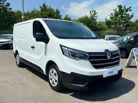 Renault Trafic 2.0 dCi Blue SL30 Advance Panel Van 5dr Diesel Manual L1 H1 Euro 6 (s/s) (1 10