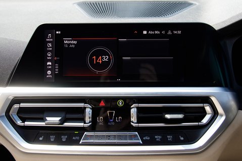 BMW 3 Series 320I M SPORT 25