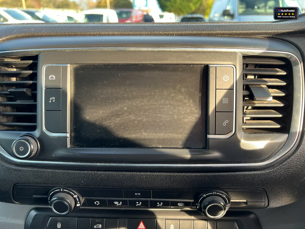2017 Peugeot ExpertCrew Cab SWB L1H1 Blue Hdi Professional Compact EURO 6 NO VAT — thumbnail 36 of 51