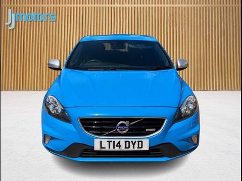 Volvo V40 1.6 D2 R-Design Hatchback 5dr Diesel Manual Euro 5 (s/s) (115 ps) 6