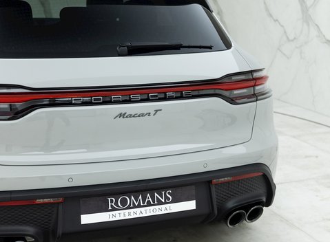 Porsche Macan T 24