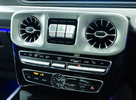 Mercedes-Benz G Class G400d AMG LINE PREMIUM PLUS 20