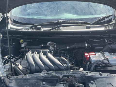 Nissan Juke 1.6 n-tec Euro 5 5dr (17in Alloy) 28