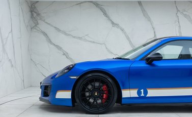 Porsche 911 Carrera 4 GTS (991.2) British Legends Edition 33