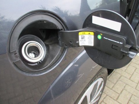 Ford Focus 1.6 Style 5dr 43