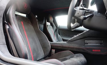 Lamborghini Aventador LP 700-4 Pirelli Edition 18