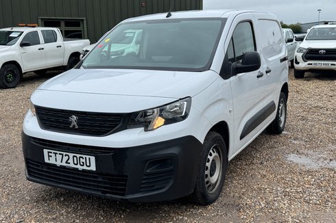 Peugeot Partner SWB L1H1 Low Roof Professional Premium+ Air Con Sensors EURO 6 NO VAT