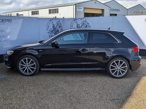Audi A3 TFSI BLACK EDITION 4