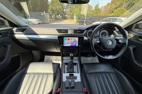 Skoda Superb SE TECHNOLOGY IV DSG - 11 SERVICES AT SKODA -HYBRID AUTOMATIC ESTATE 13