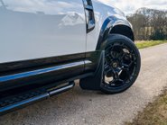 Land Rover Defender 90 Obsidian WideTrak D250 S Hardtop 6