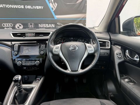 Nissan Qashqai 1.2 DIG-T N-Connecta SUV 5dr Petrol Manual 2WD Euro 6 (s/s) (115 ps) 60