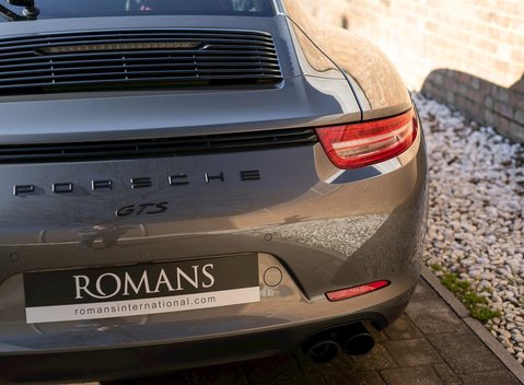 Porsche 911 (991) Carrera GTS 28