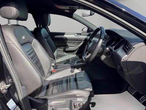 Volkswagen Passat 1.5 TSI EVO R-Line DSG Euro 6 (s/s) 5dr 4