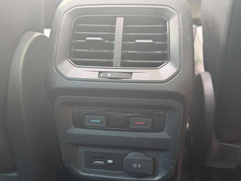 Volkswagen Tiguan 2.0 Tiguan R-Line TDI Semi-Auto 5dr 52