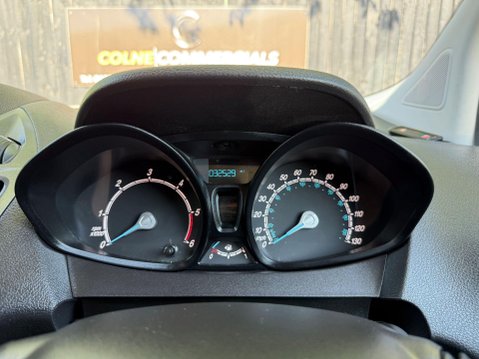 Ford Transit Courier TREND TDCI 23