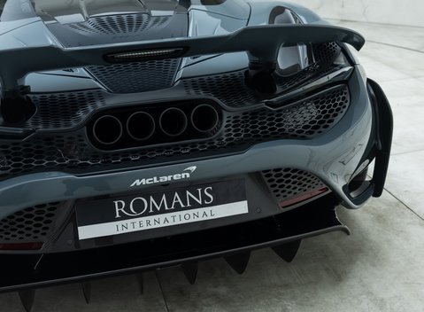 McLaren 765LT Spider 36