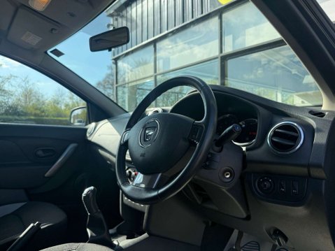 Dacia Sandero 0.9 Sandero Stepway Laureate TCe 5dr 12