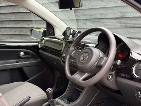 Volkswagen Up 1.0 Move up! 3dr 16