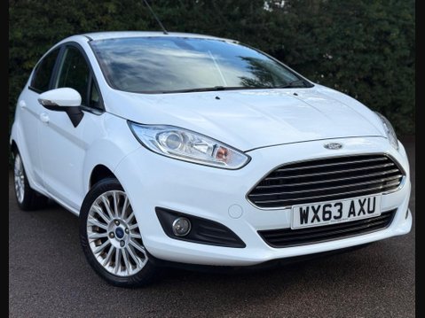 Ford Fiesta 1.0T EcoBoost Titanium Euro 5 (s/s) 5dr 2