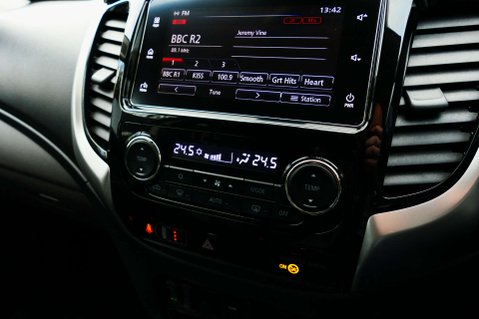 Mitsubishi L200 2.4 L200 Warrior DI-D Auto 4WD 28