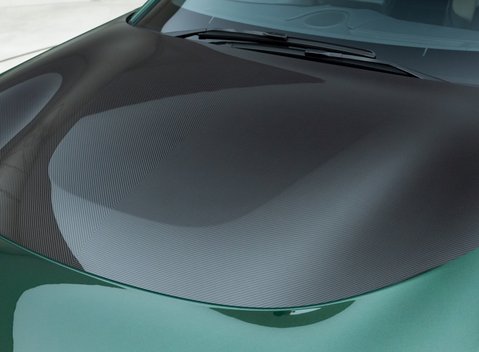 Aston Martin V12 Vantage 24