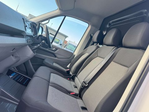 Volkswagen Crafter 2.0 Crafter CR35 Startline TDI 29