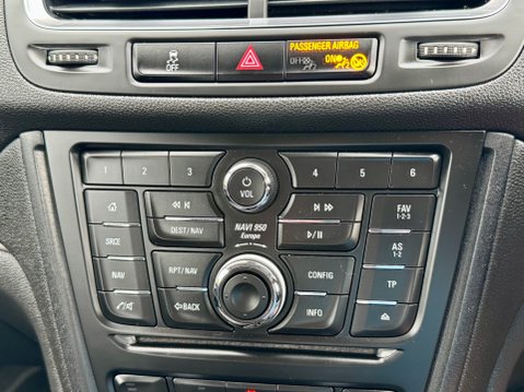 Vauxhall Mokka TECH LINE CDTI S/S 33