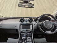 Jaguar XJ 3.0 XJ Portfolio V6 D Auto 4dr 54