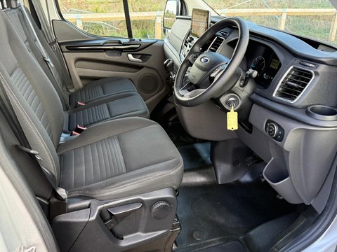 Ford Transit Custom 300 LIMITED P/V ECOBLUE 9