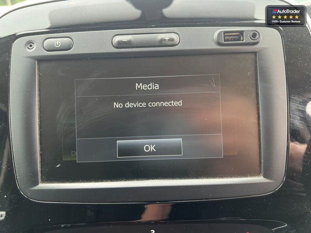 Renault Trafic LWB L2H1 Low Roof Leader LL30 Air Con Alloys Sensors Cam EURO 6 NO VAT 36