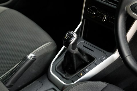Volkswagen Taigo LIFE TSI 32