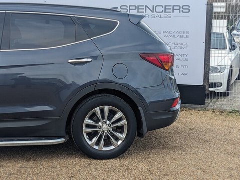 Hyundai SANTA FE CRDI PREMIUM BLUE DRIVE 6