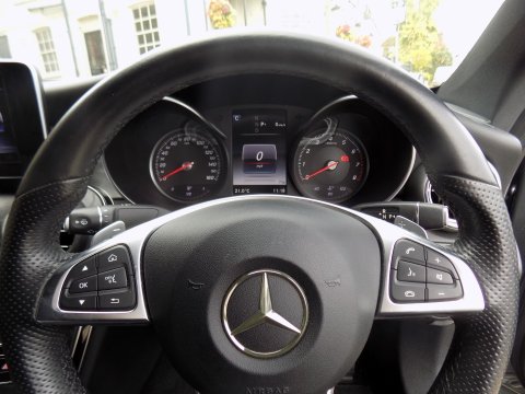 Mercedes-Benz C Class C 200 AMG LINE PREMIUM 38