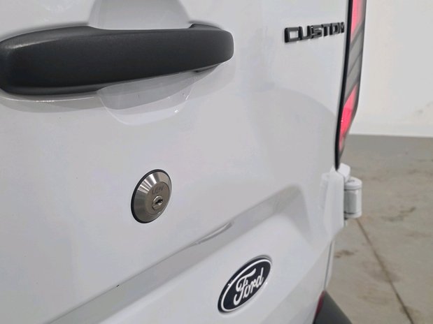 Ford Transit Custom Transit Custom 300L2 2.0 EcoBlue 136ps H1 Double Cab Van Trend 8