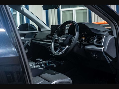 Audi Q5 2.0 Q5 PHEV Sport 50 TFSI E Quattro Semi-Auto 4WD 5dr 11