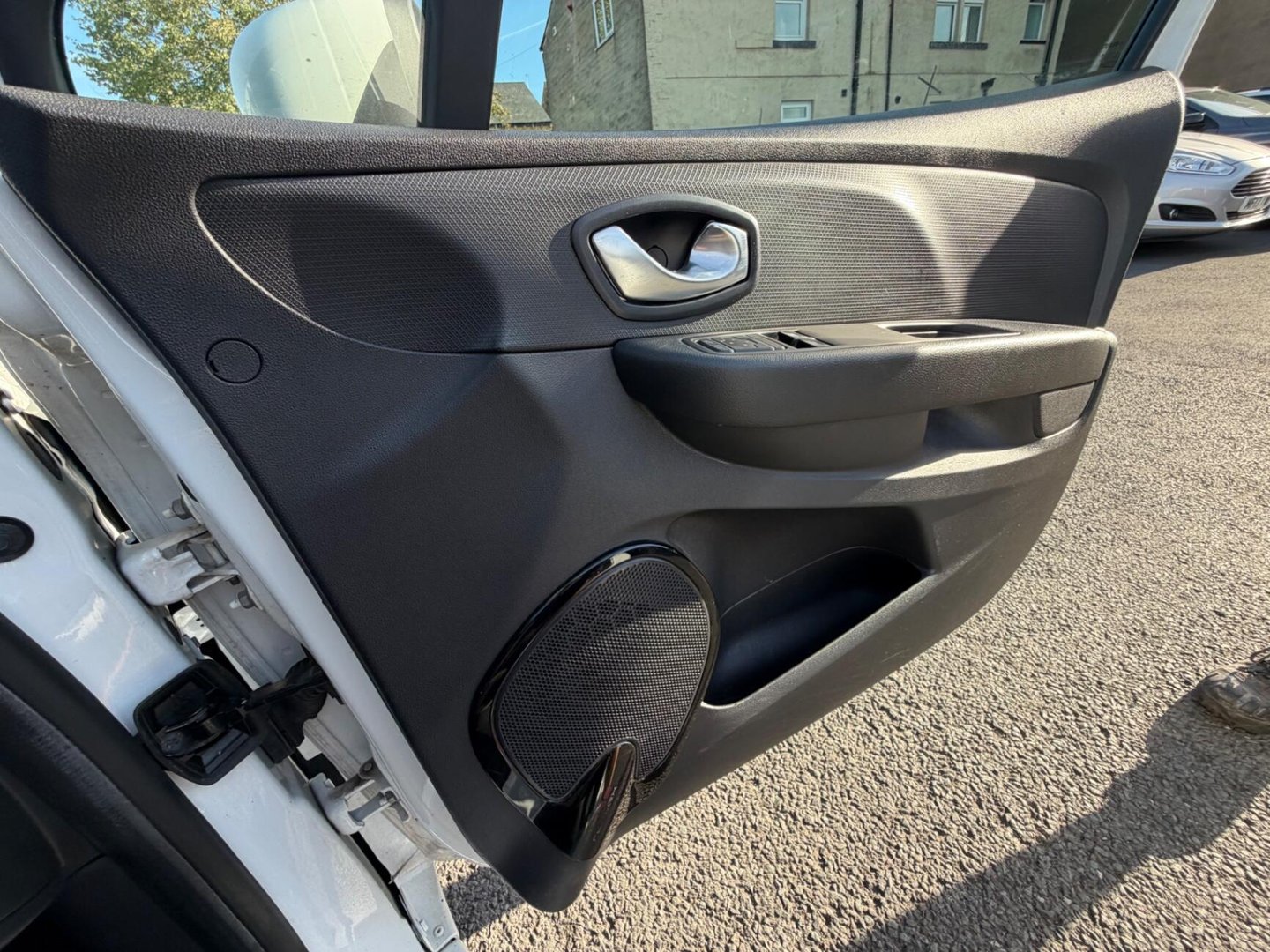 2018 Renault Clio — image 17